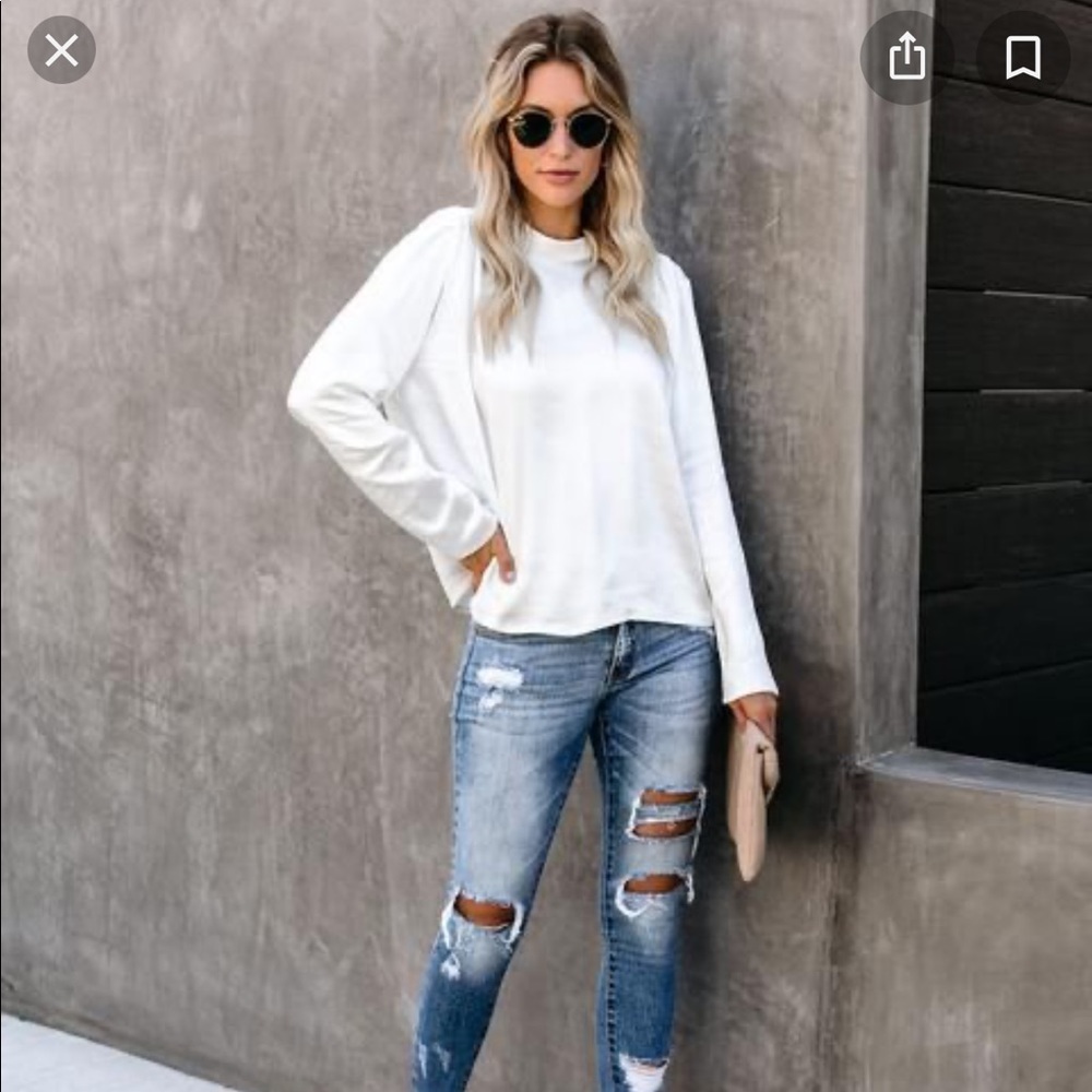 NWT VICI white satin blouse, SZ L